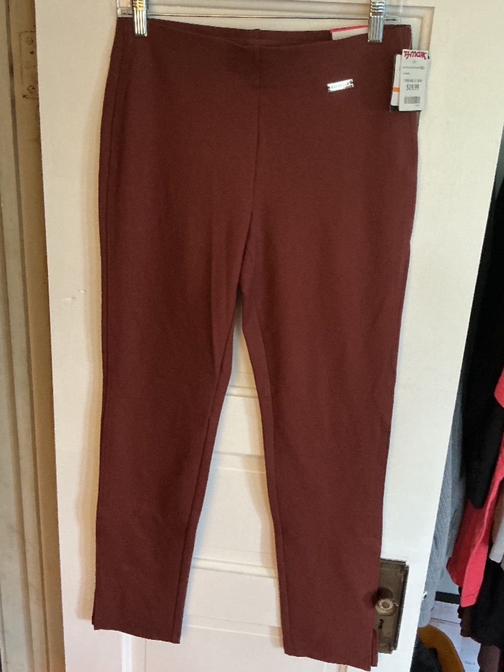 NWT Comfort Slim Leg Pull-On Pants